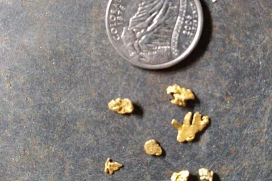 Colorado gemstones - gold