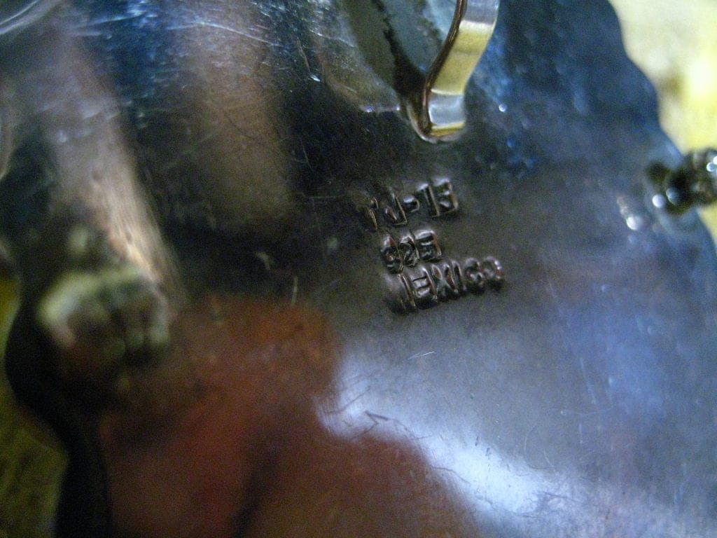 how to spot a fake diamond - jewelry stamped 925 Mexico