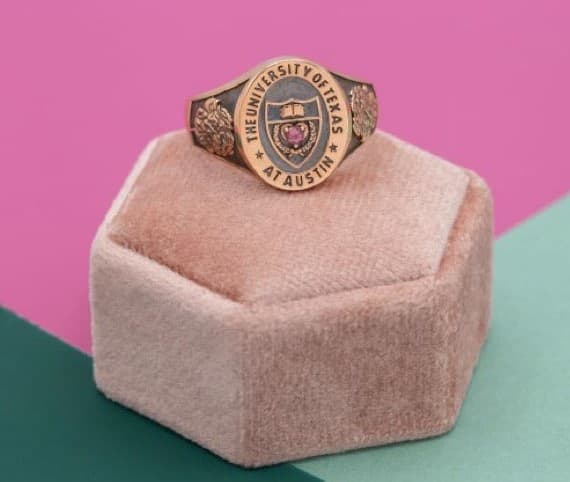 Custom Class Rings: Buying Guide for 2025