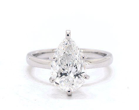 2.5ct pear e color diamond